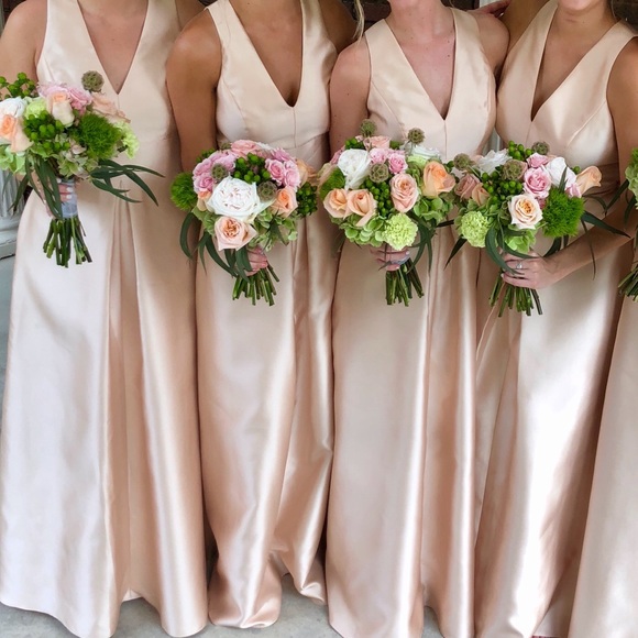 Alfred Sung D747 Champagne gown size 10 - Picture 3 of 9